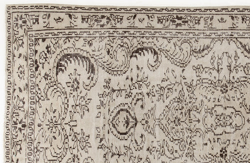 Load image 1 in gallery view. Droma - Vintage Medallion Rug - 4'10 X 8'11