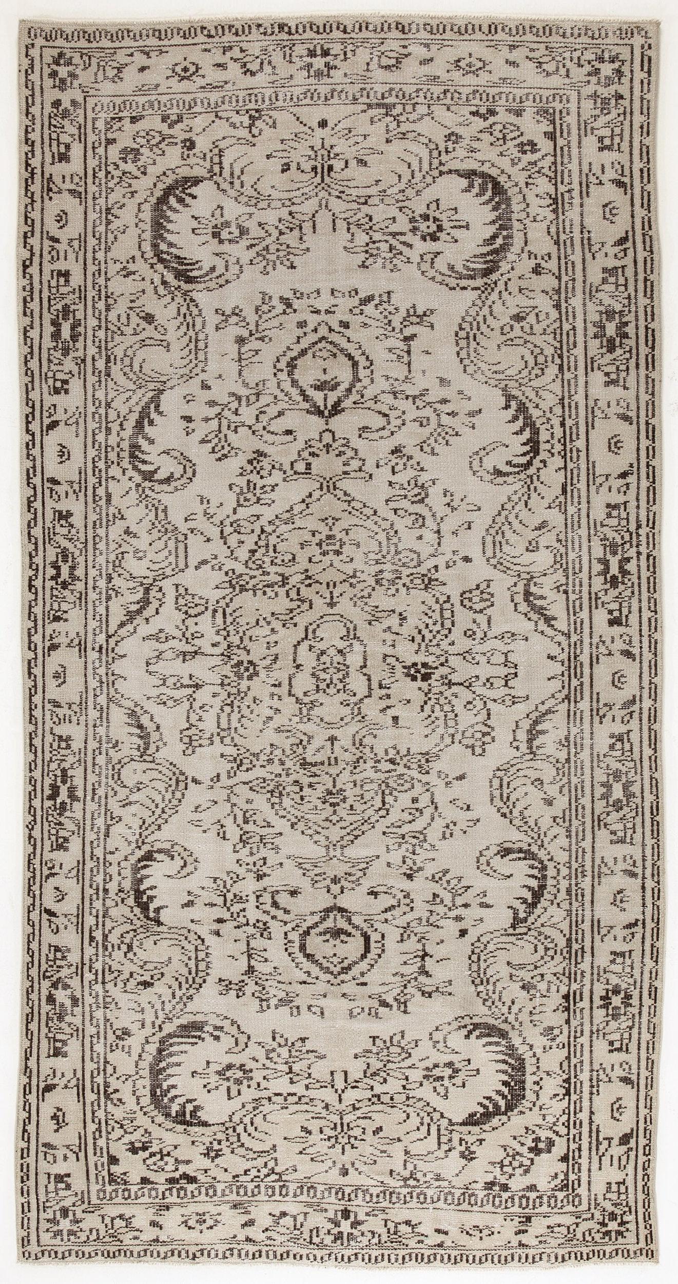 Droma - Vintage Medallion Rug - 4'10 X 8'11