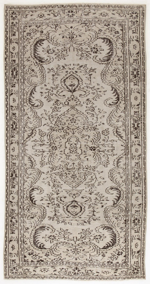 Load image 1 in gallery view. Droma - Vintage Medallion Rug - 4'10 X 8'11