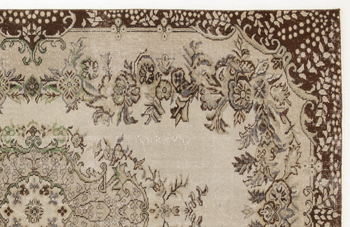Load image 1 in gallery view. Temaos - Vintage Medallion Rug - 5'5 X 8'9