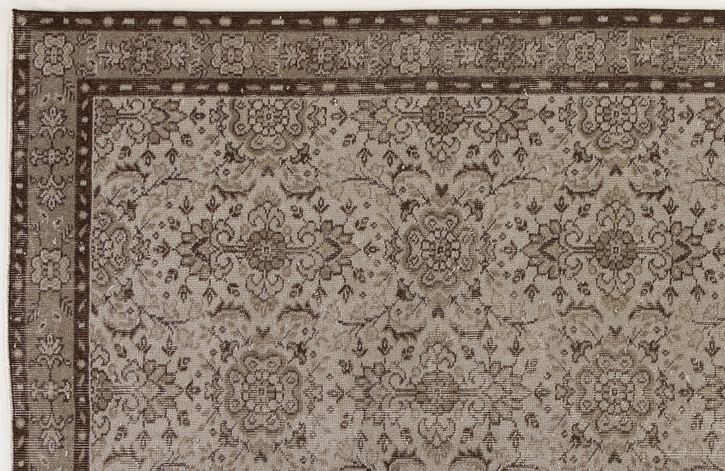Brean - Vintage Floral Rug - 5'0 X 8'11