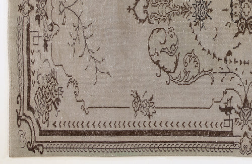 Bild 1 in Galerieansicht laden. Diala - Vintage Medallion Rug - 5'7 X 9'0