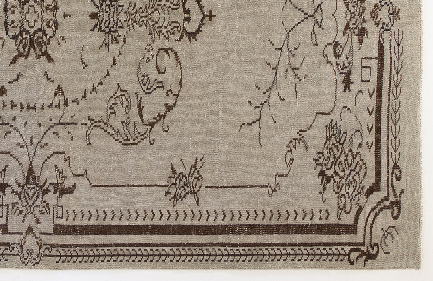 Diala - Vintage Medallion Rug - 5'7 X 9'0