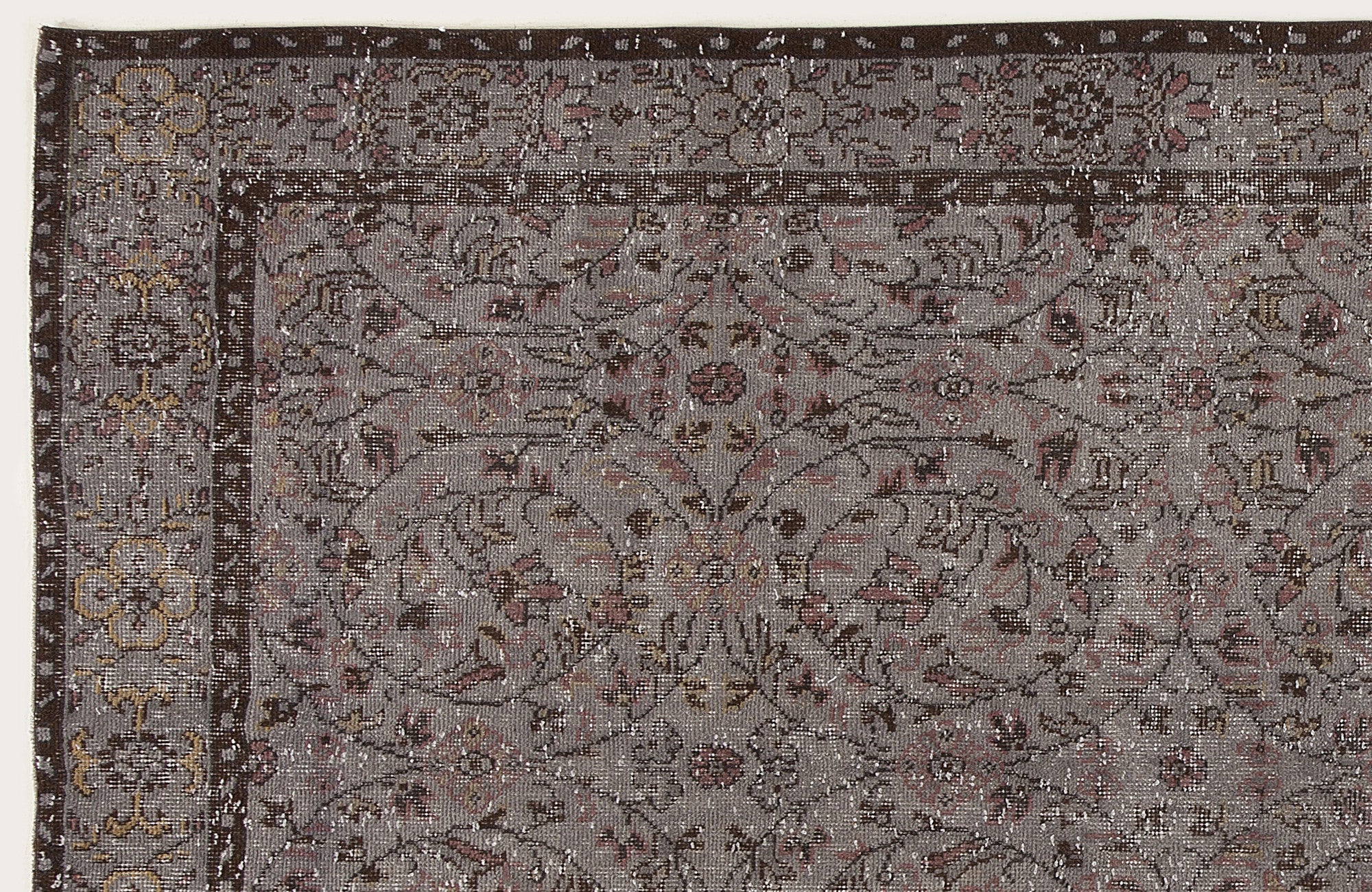 Blapuva - Vintage Floral Rug - 5'7 X 9'10