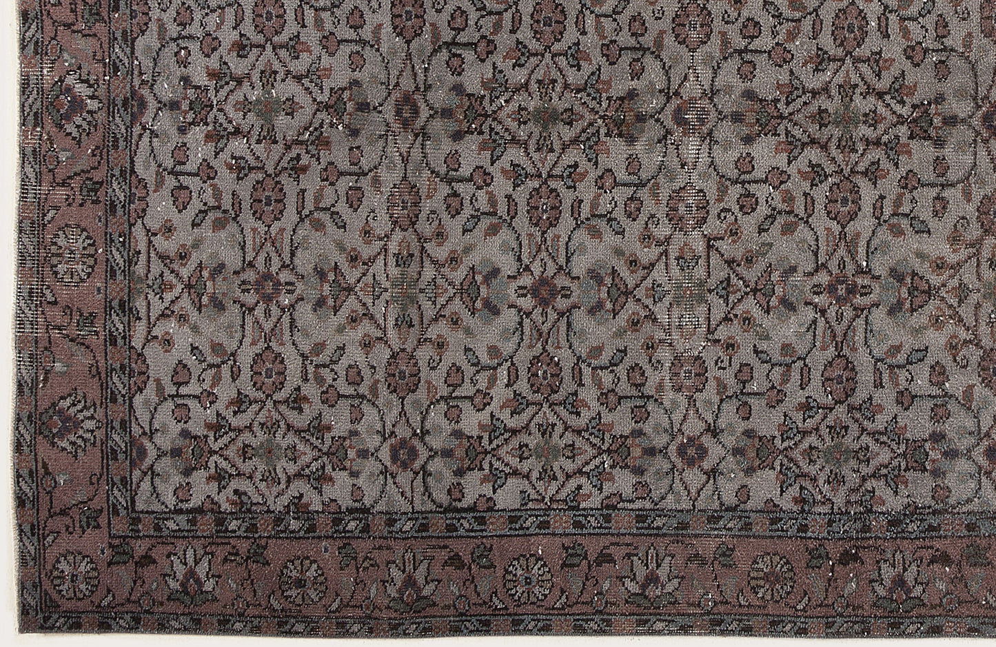 Baesala - Vintage Floral Rug - 5'1 X 8'6
