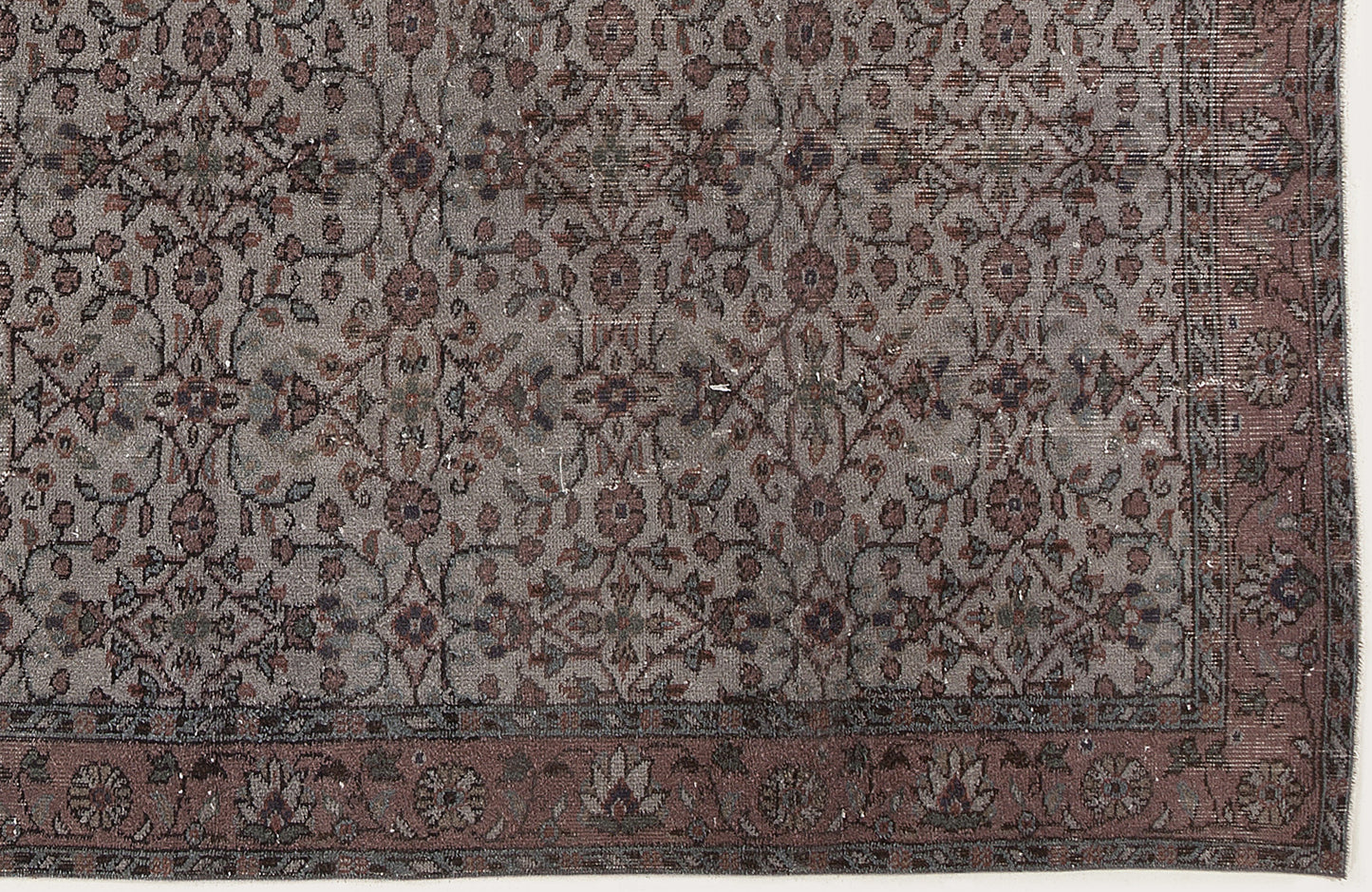 Baesala - Vintage Floral Rug - 5'1 X 8'6