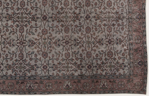 Load image 1 in gallery view. Baesala - Vintage Floral Rug - 5'1 X 8'6