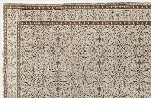 Load image 1 in gallery view. Shuis - Vintage Floral Rug - 4'11 X 9'0