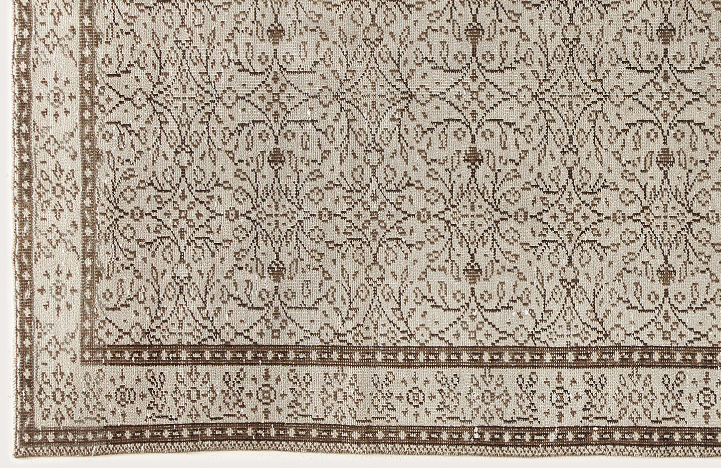 Shuis - Vintage Floral Rug - 4'11 X 9'0