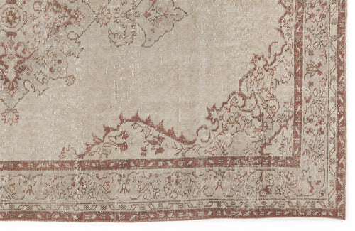 Load image 1 in gallery view. Flara - Vintage Medallion Rug - 5'5 X 8'11