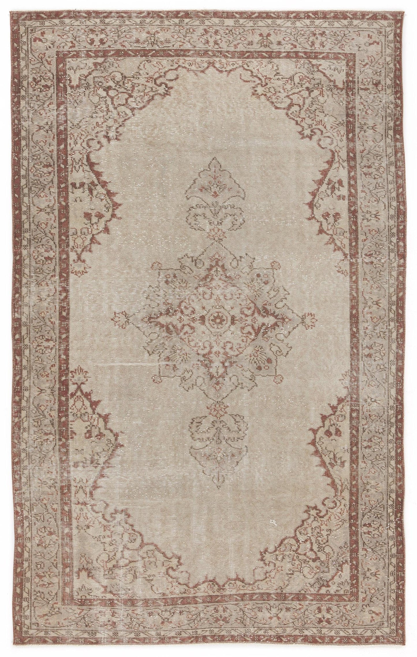 Flara - Vintage Medallion Rug - 5'5 X 8'11