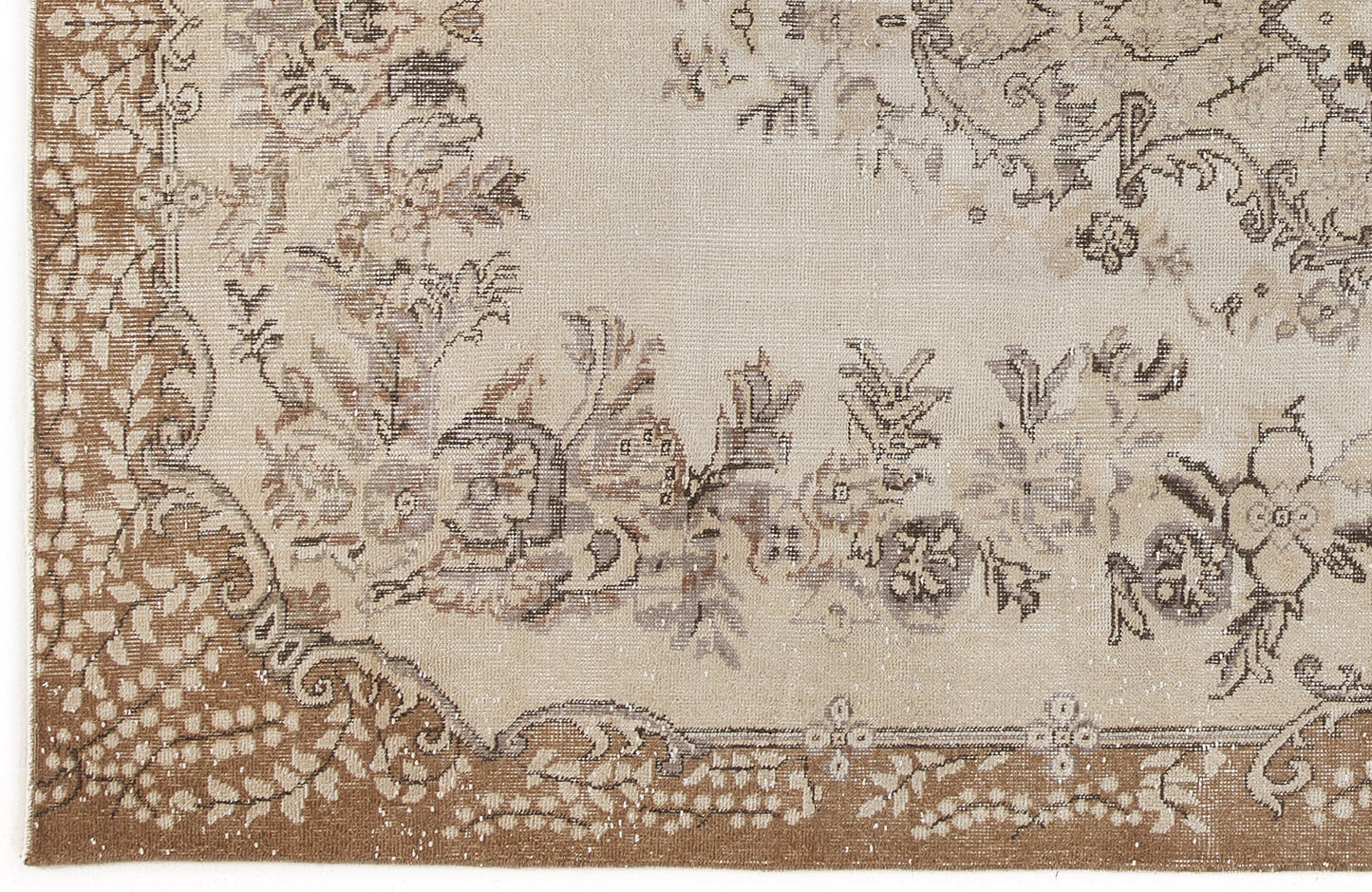 Bluhesa - Vintage Medallion Rug - 6'1 X 9'10