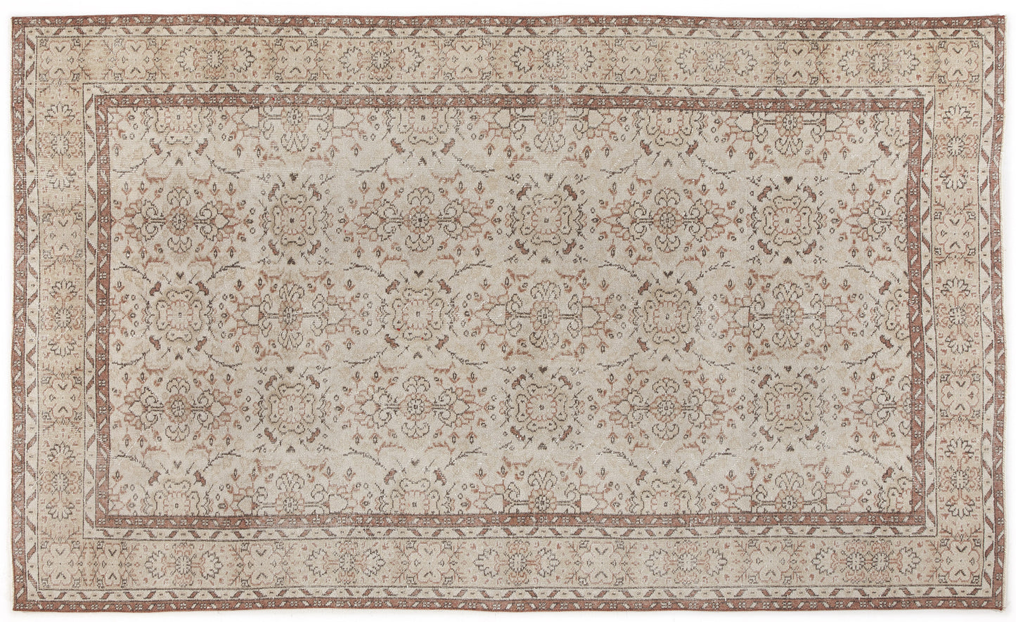 Freguen - Vintage Floral Rug - 5'8 X 9'5