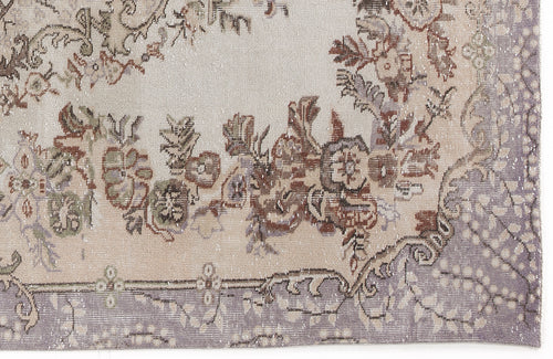 Load image 1 in gallery view. Thoazaor - Vintage Medallion Rug - 5'7 X 9'5