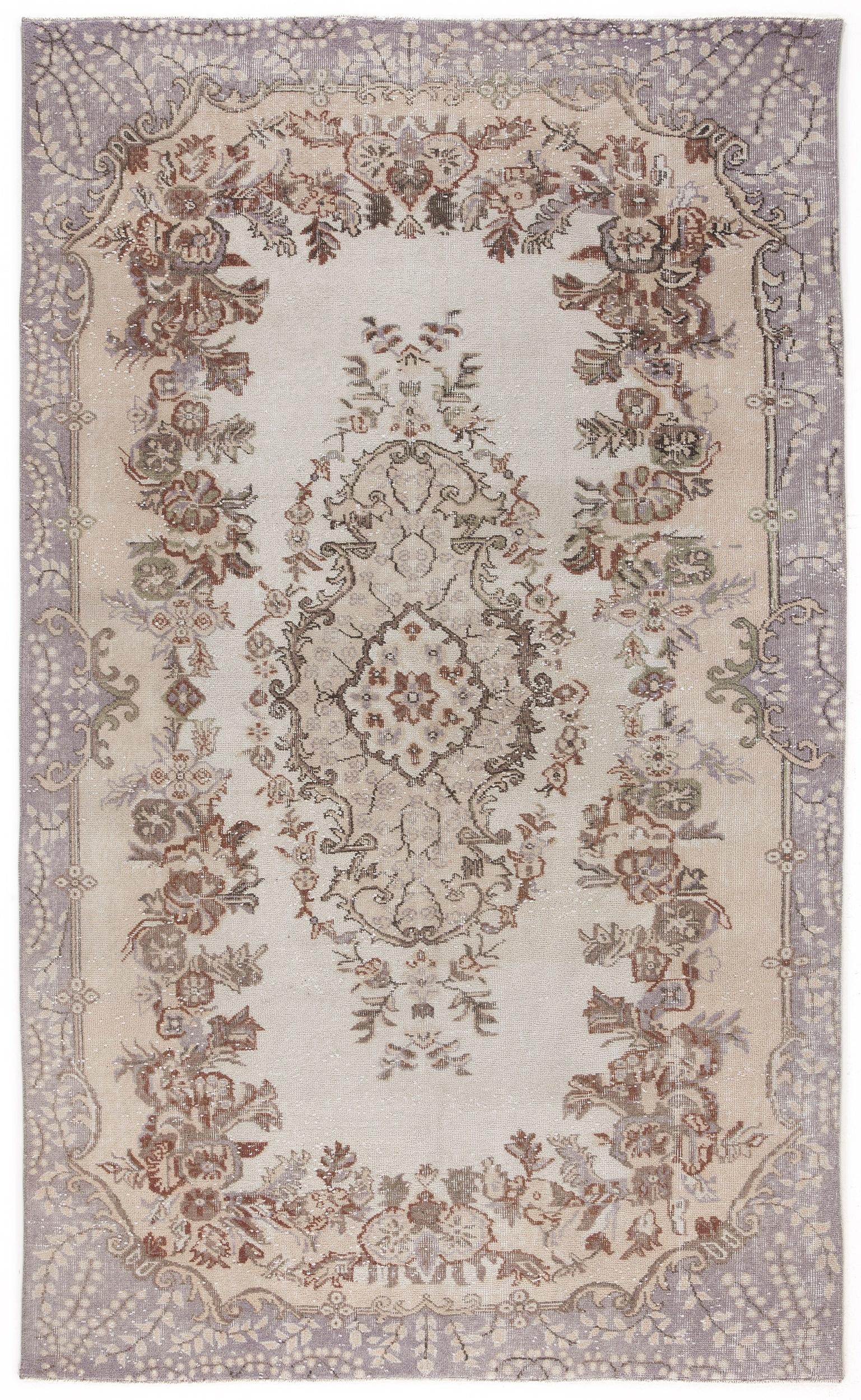 Thoazaor - Vintage Medallion Rug - 5'7 X 9'5