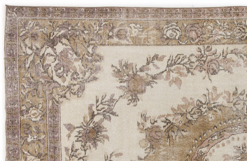 Load image 1 in gallery view. Sakeix - Vintage Medallion Rug - 5'10 X 9'9