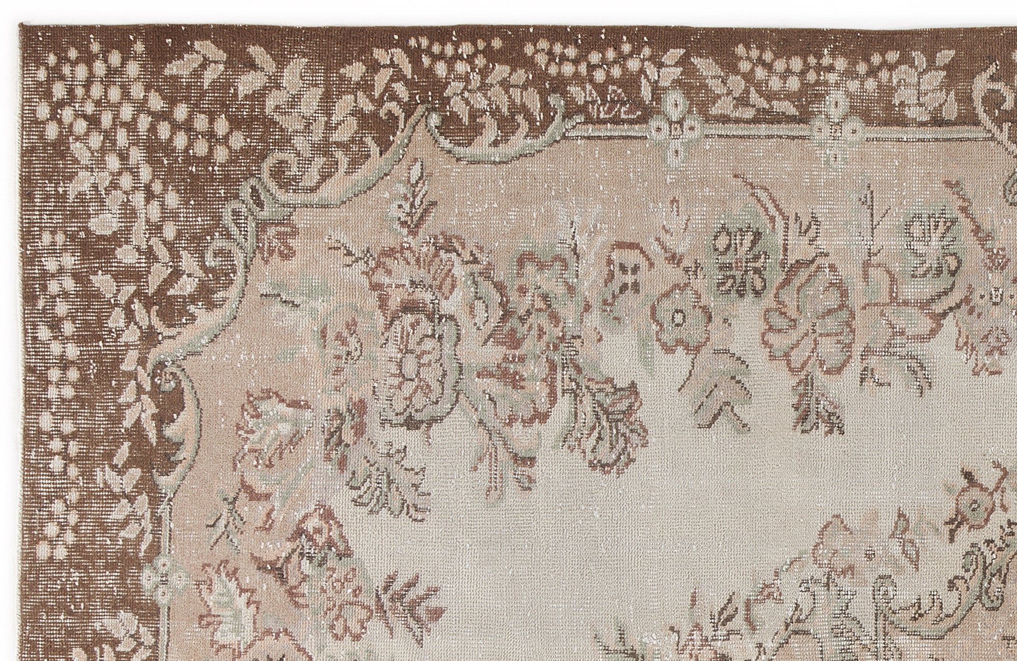 Visuva - Vintage Medallion Rug - 6'2 X 9'5