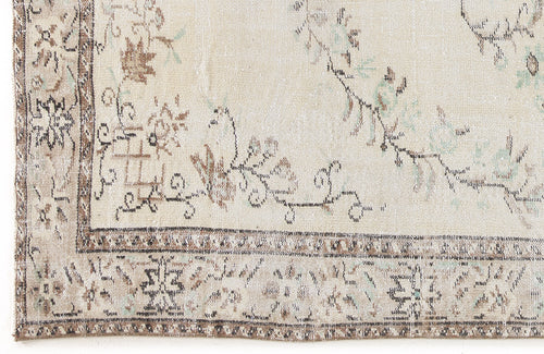 Load image 1 in gallery view. Clemias - Vintage Medallion Rug - 5'10 X 9'9
