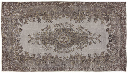 Load image 1 in gallery view. Zeudira - Vintage Medallion Rug - 5'4 X 9'7