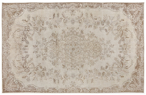 Load image 1 in gallery view. Horuar - Vintage Medallion Rug - 5'5 X 8'8