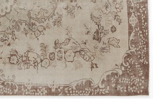 Load image 1 in gallery view. Cligaane - Vintage Medallion Rug - 5'10 X 8'10
