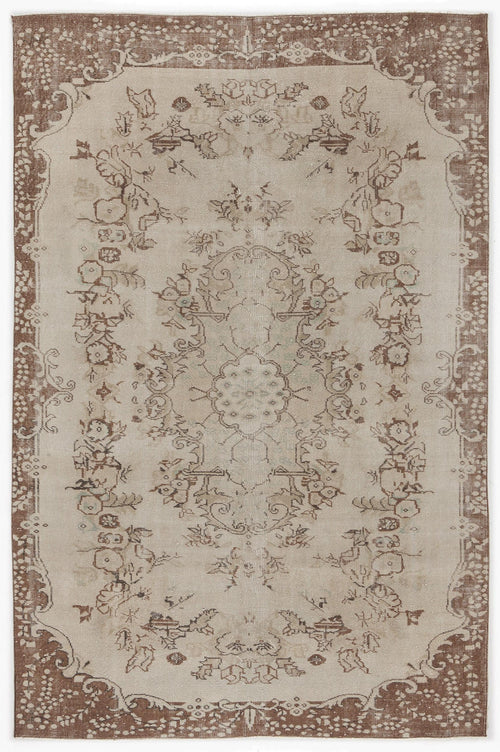 Load image 1 in gallery view. Cligaane - Vintage Medallion Rug - 5'10 X 8'10