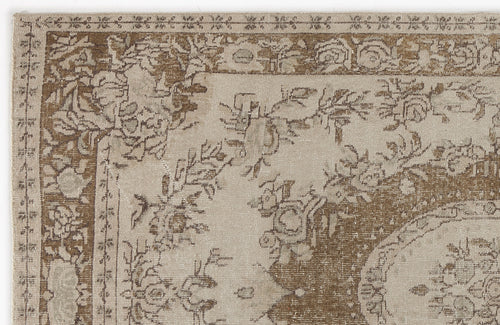 Load image 1 in gallery view. Thetaix - Vintage Medallion Rug - 6'1 X 9'3