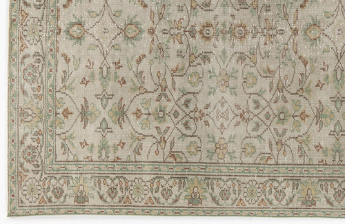 Load image 1 in gallery view. Gahida - Vintage Floral Rug - 5'1 X 9'1