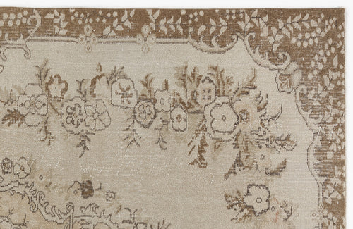 Load image 1 in gallery view. Kegena - Vintage Medallion Rug - 6'1 X 9'1
