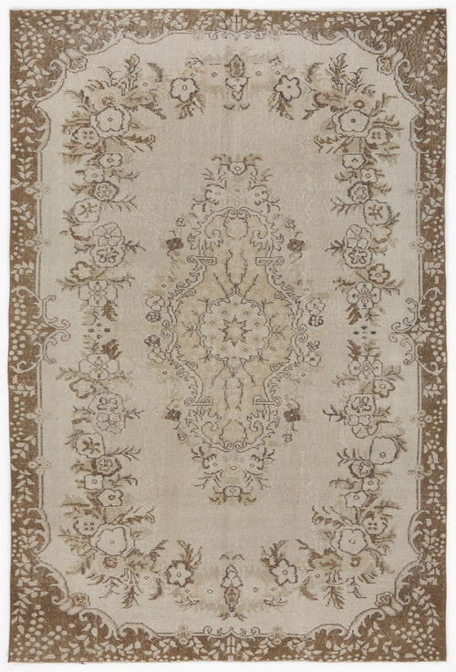 Load image 1 in gallery view. Kegena - Vintage Medallion Rug - 6'1 X 9'1