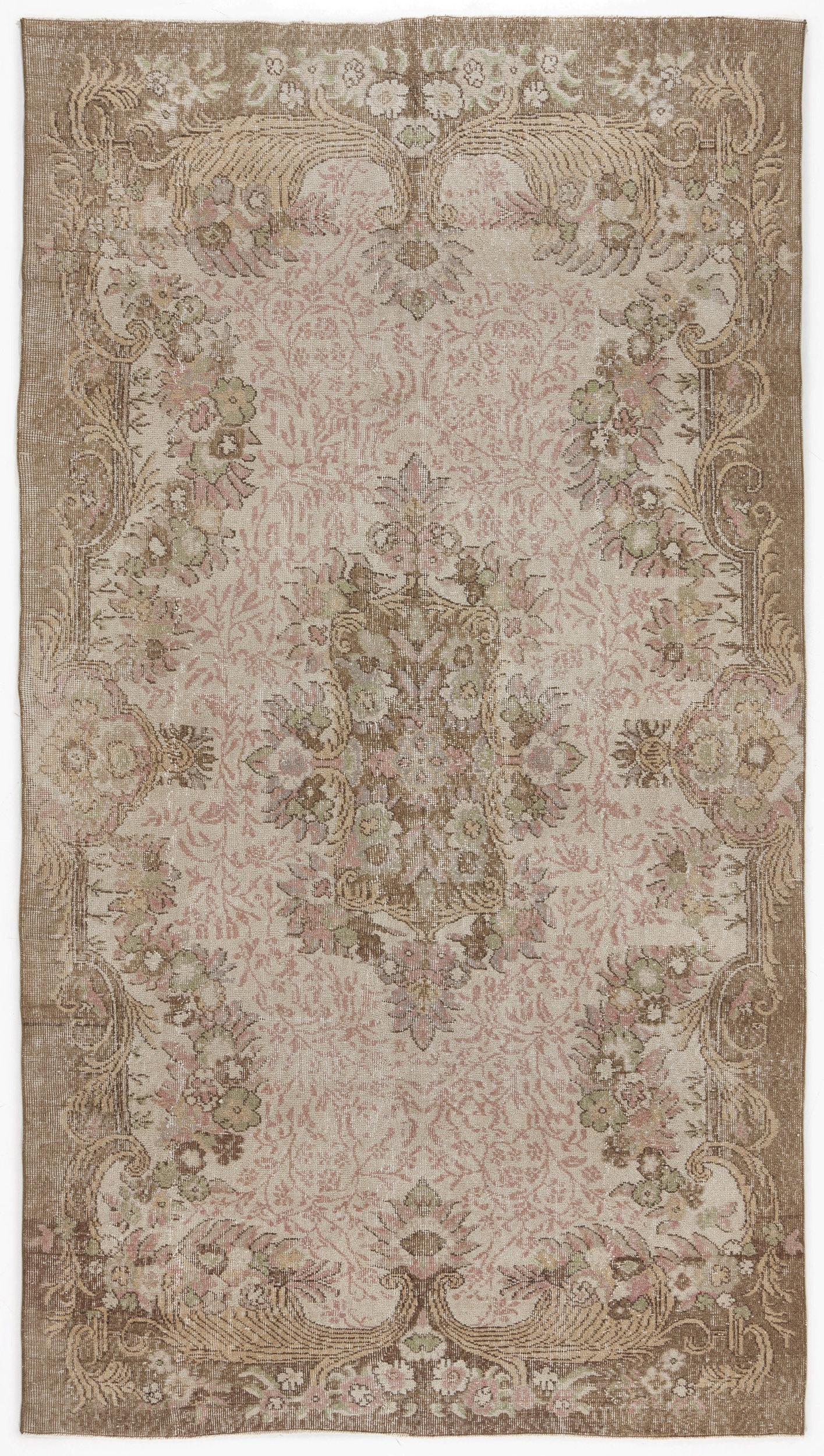 Veane - Vintage Medallion Rug - 5'9 X 10'3