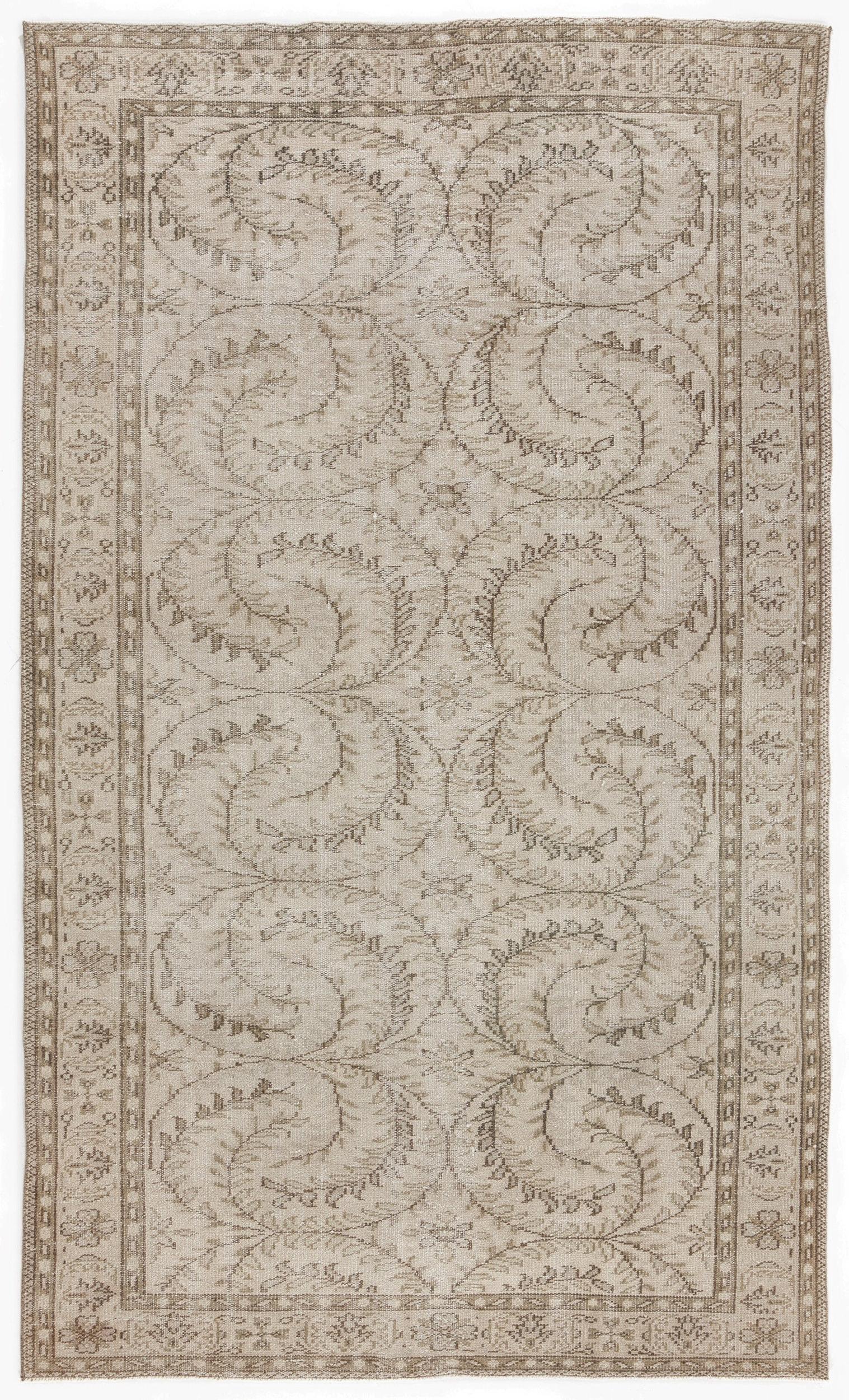 Cekala - Vintage Floral Rug - 5'4 X 8'11