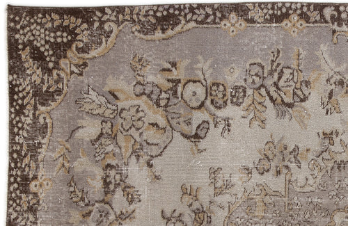 Bild 1 in Galerieansicht laden. Grigila - Vintage Medallion Rug - 5'4 X 8'6