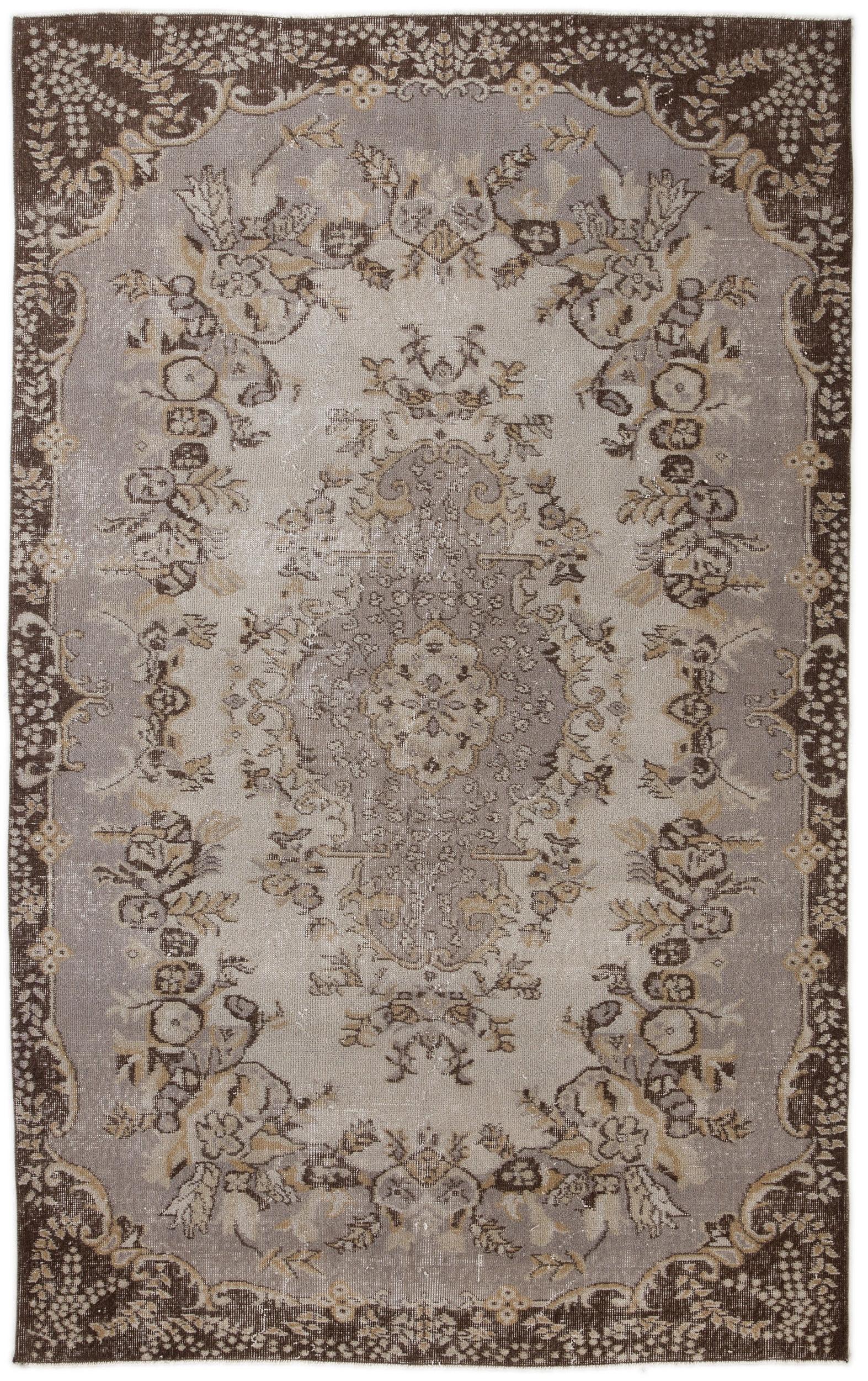 Grigila - Vintage Medallion Rug - 5'4 X 8'6