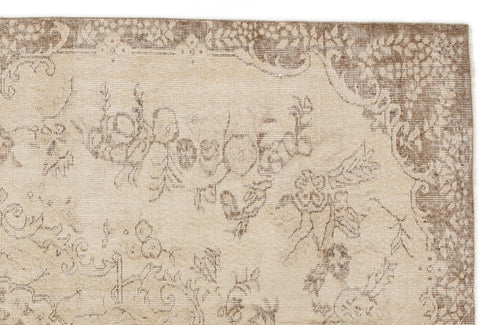 Load image 1 in gallery view. Glidoa - Vintage Medallion Rug - 5'7 X 9'0