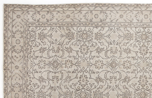 Load image 1 in gallery view. Grihala - Vintage Floral Rug - 6'1 X 9'3