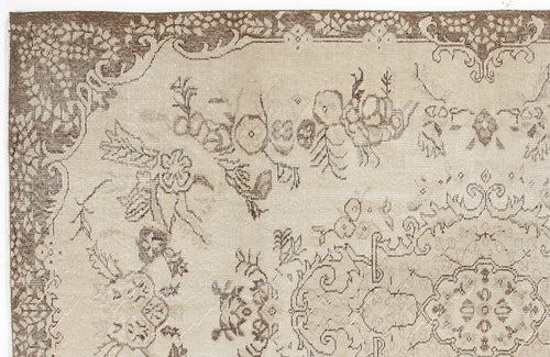 Load image 1 in gallery view. Gozisa - Vintage Medallion Rug - 5'7 X 8'10