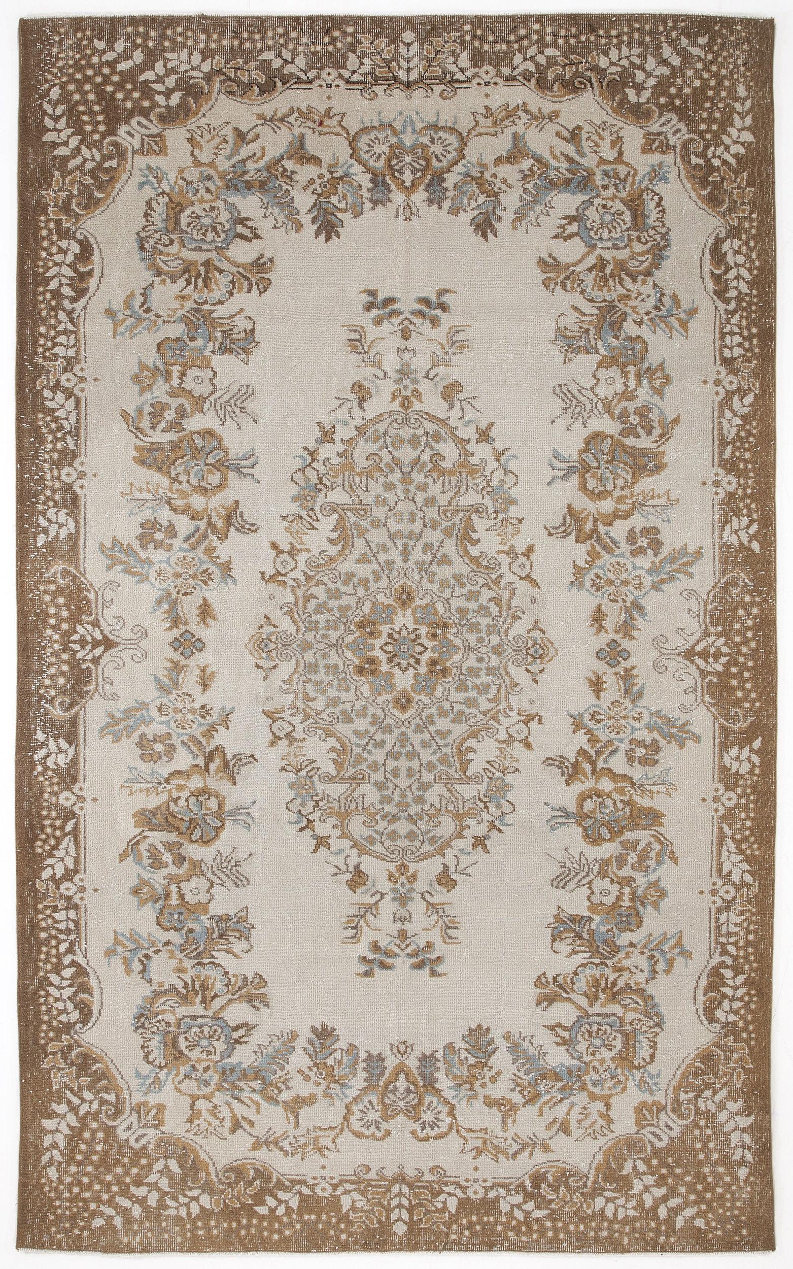 Kefoon - Vintage Medallion Rug - 6'1 X 10'2