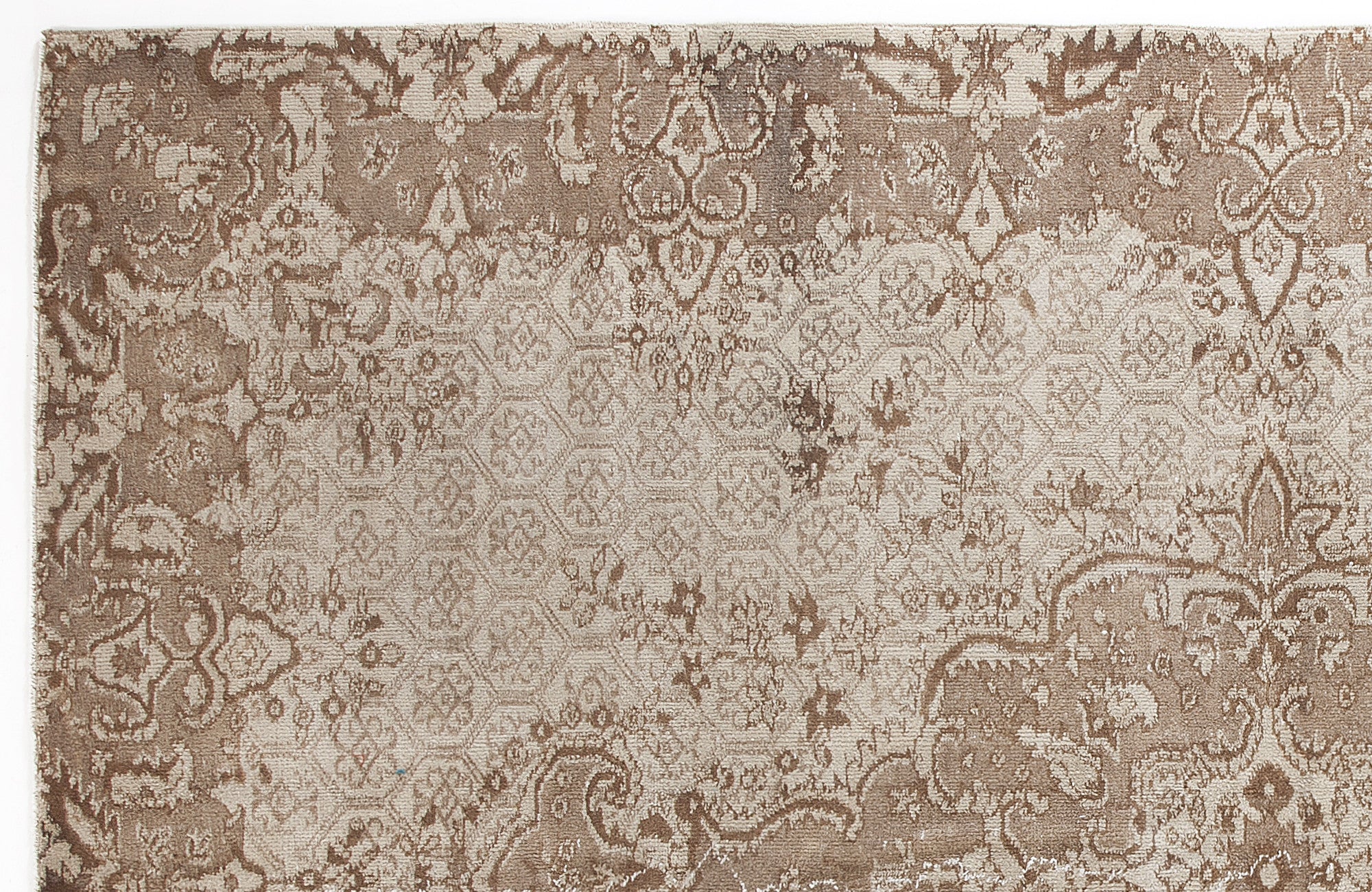 Tukuor - Vintage Medallion Rug - 6'6 X 9'8
