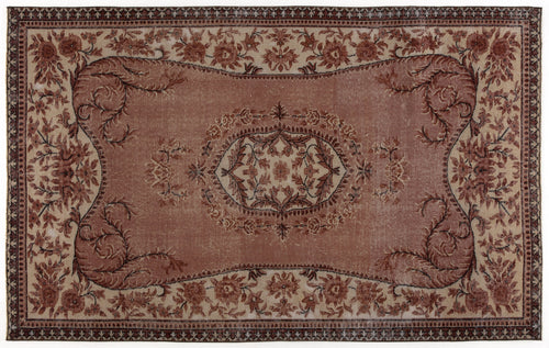 Load image 1 in gallery view. Gekeas - Vintage Medallion Rug - 5'3 X 8'5