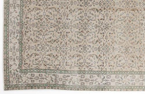 Load image 1 in gallery view. Sletiane - Vintage Floral Rug - 6'0 X 9'10