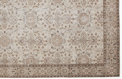 Load image 1 in gallery view. Leura - Vintage Floral Rug - 5'1 X 8'9
