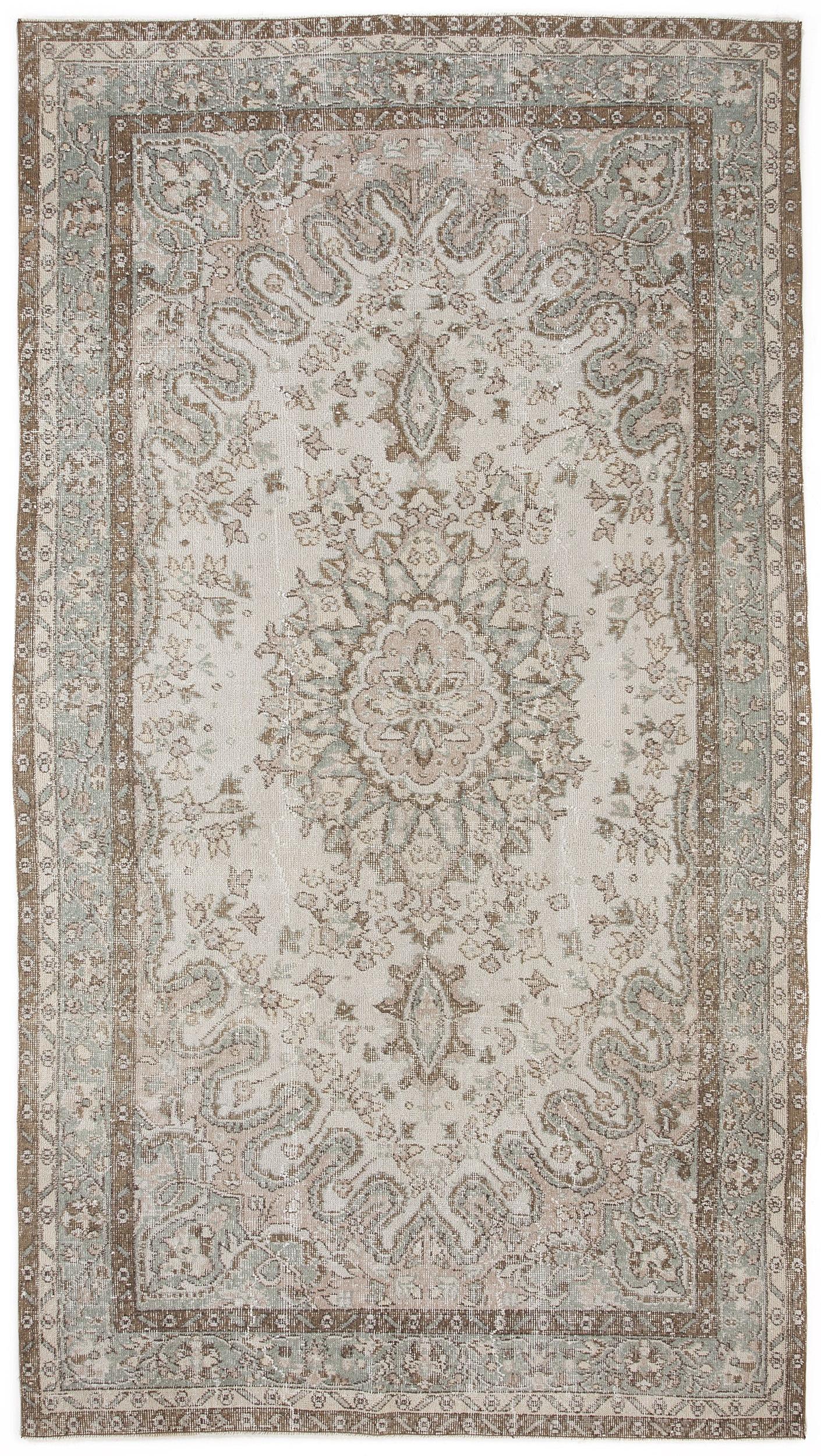 Cetaus - Vintage Medallion Rug - 5'8 X 10'4