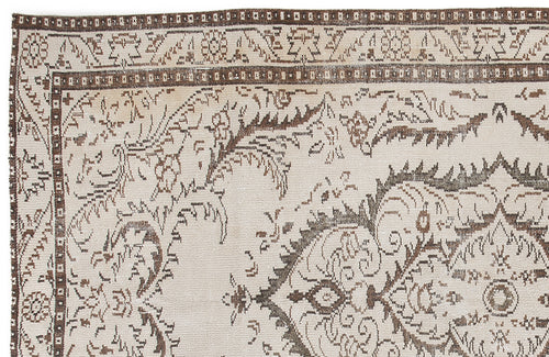 Bild 1 in Galerieansicht laden. Neane - Vintage Medallion Rug - 5'7 X 9'4