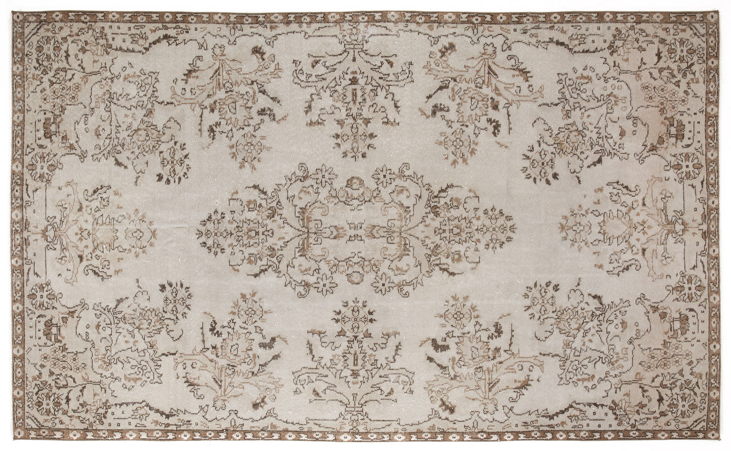 Sokola - Vintage Medallion Rug - 5'9 X 9'5