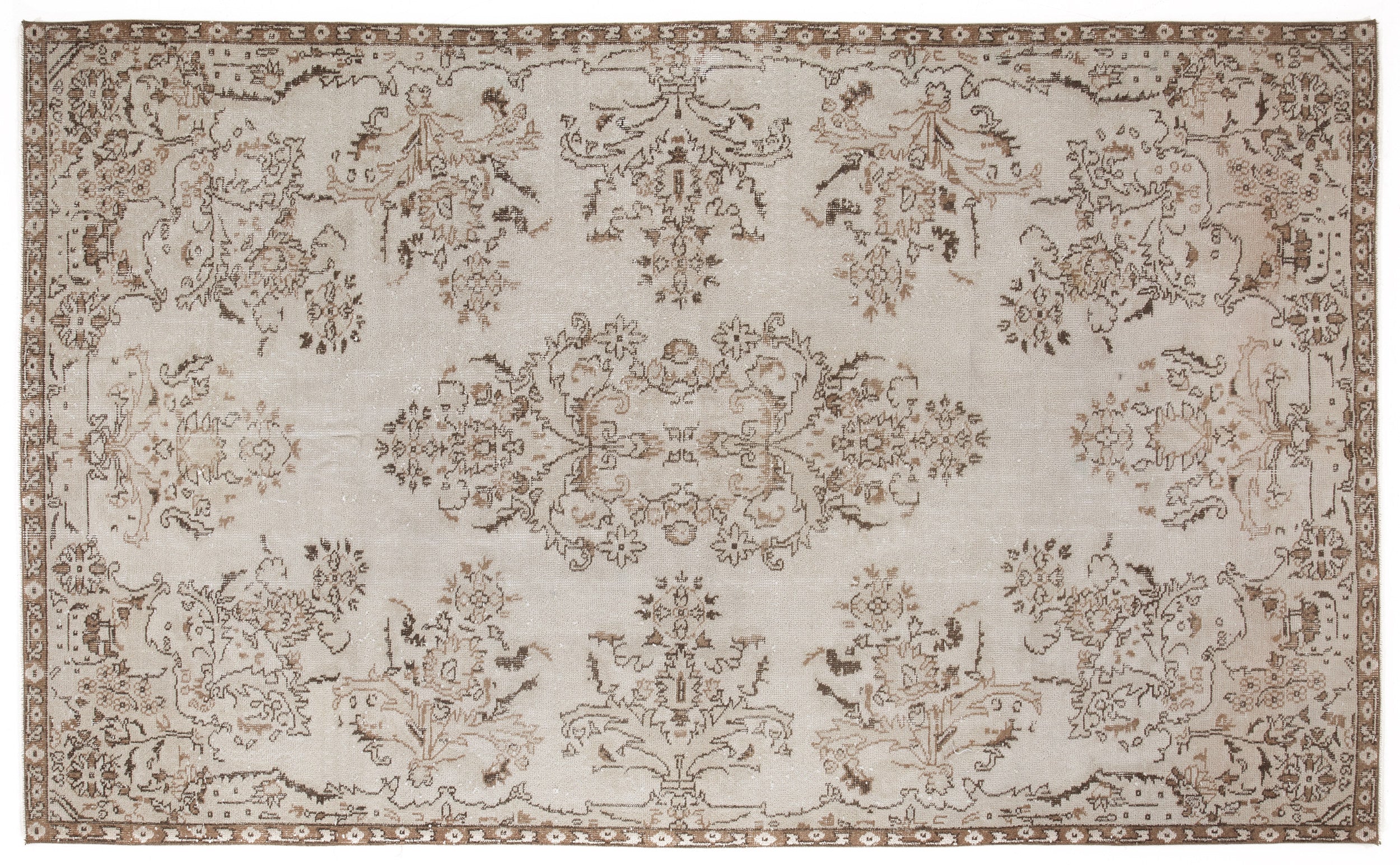 Sokola - Vintage Medallion Rug - 5'9 X 9'5