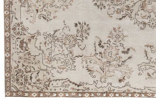 Load image 1 in gallery view. Sokola - Vintage Medallion Rug - 5'9 X 9'5