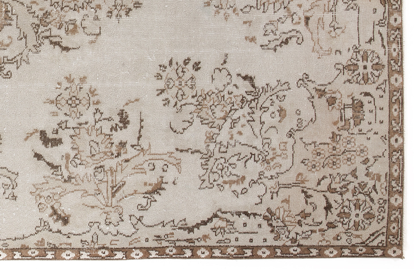 Sokola - Vintage Medallion Rug - 5'9 X 9'5