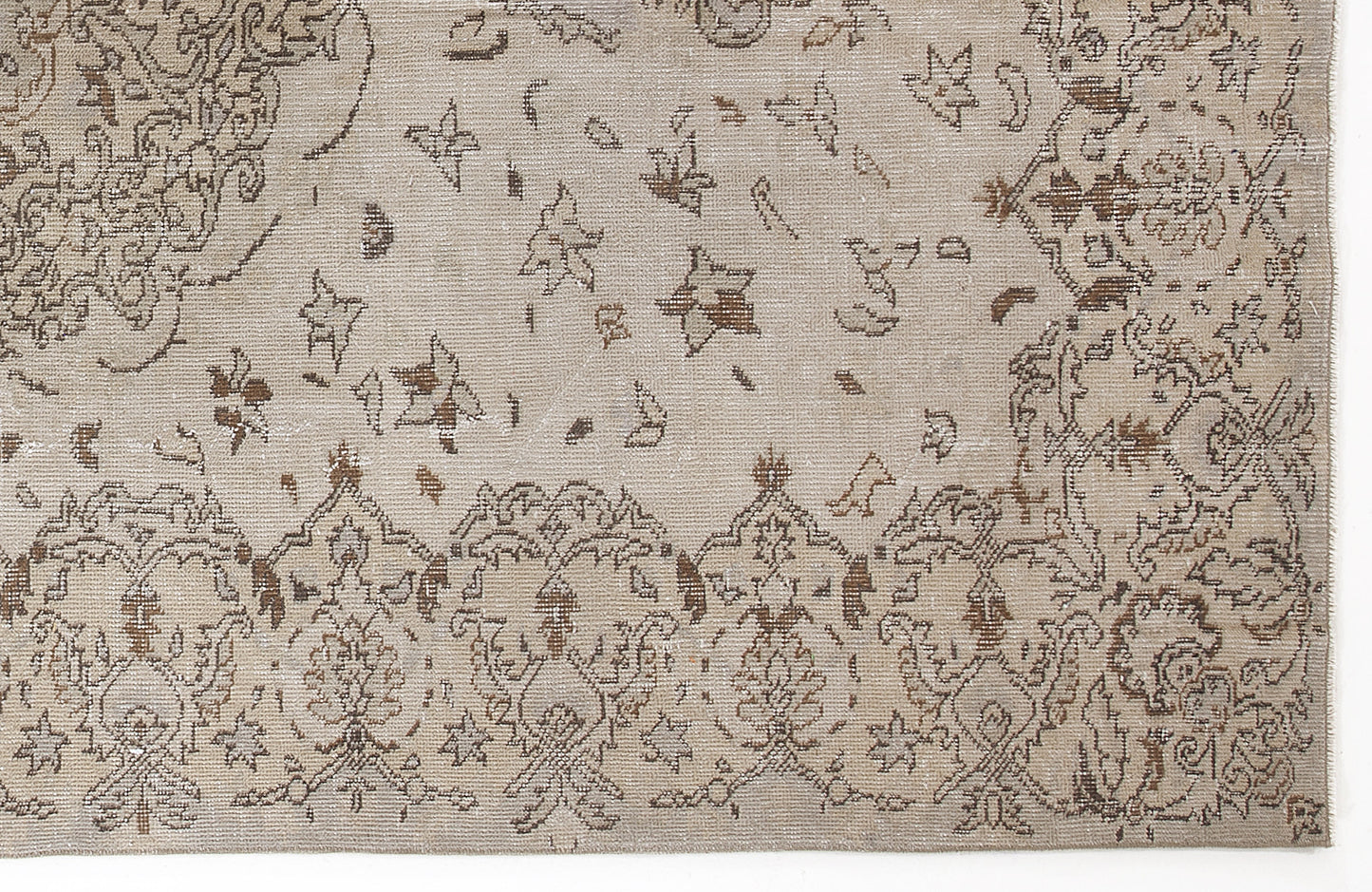 Sifana - Vintage Medallion Rug - 5'10 X 9'7