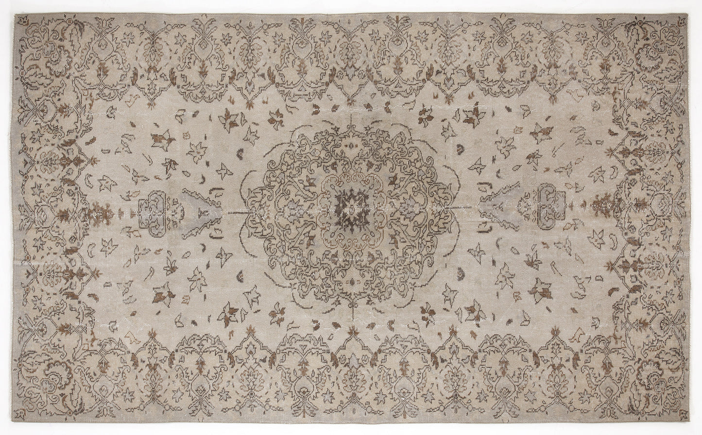 Sifana - Vintage Medallion Rug - 5'10 X 9'7